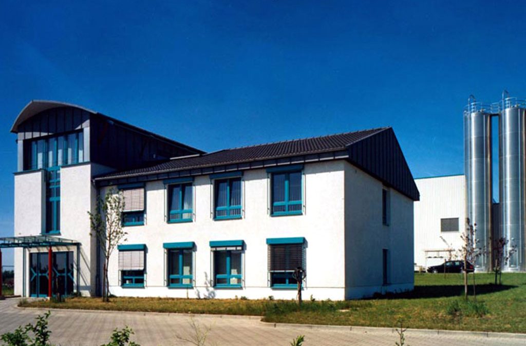Hanke-Bau-Aschersleben-Produktionshalle-Linotec-1