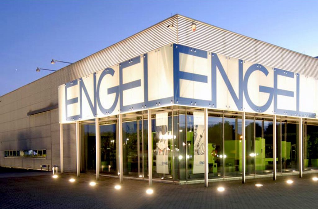 Hanke-Bau-Isernhagen-Buero-Ausstellungsgebaeude-Engel-1
