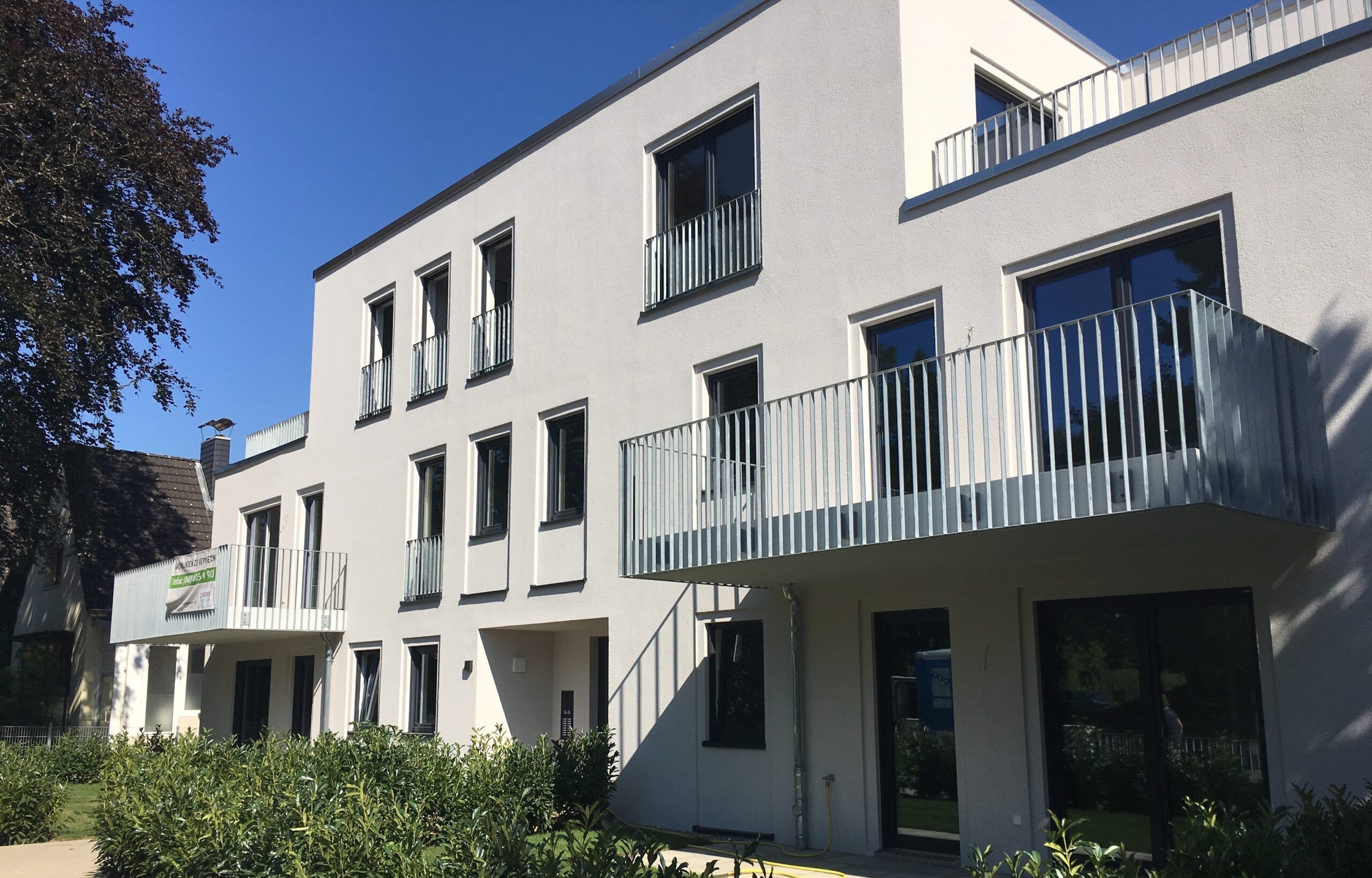 Neubau mit 18 Wohneinheiten und Tiefgarage, Hamburg